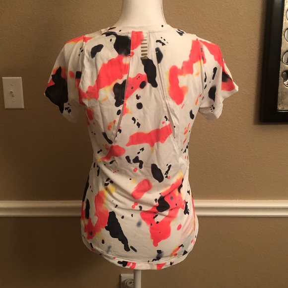 NWT Under Armour shirt - Picture 3 of 5